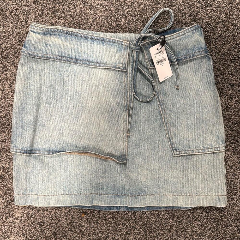 Express denim skirt